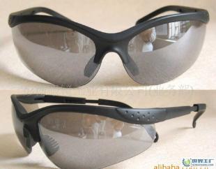 Fit-over安全防護眼鏡 為近視者打造的雙重防護解決方案